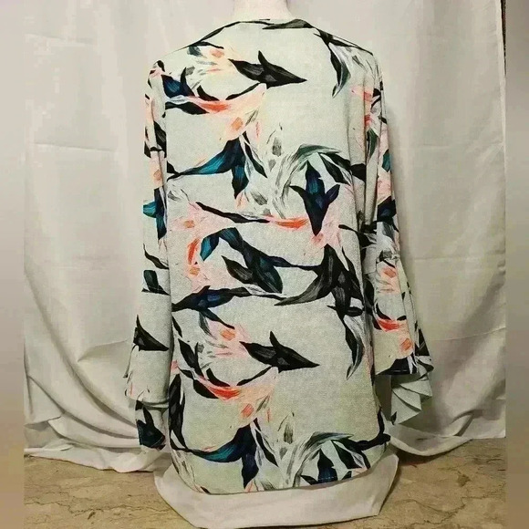 Chaus Womens "Fanciful Tropics-Marine Salt" Green V-Neck Blouse Size Small NWT - Picture 8 of 14